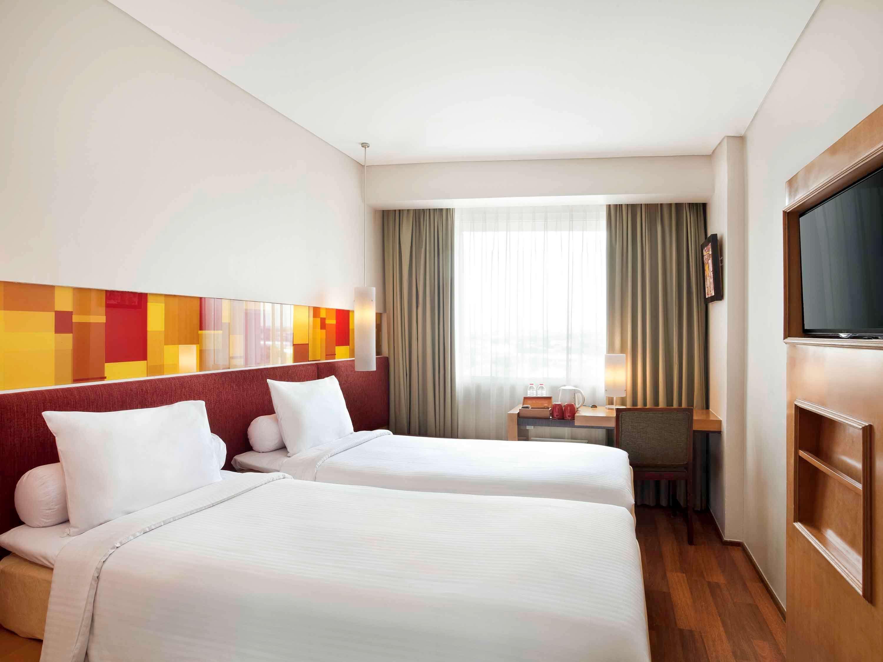 Ibis Styles Solo Hotel Buitenkant foto