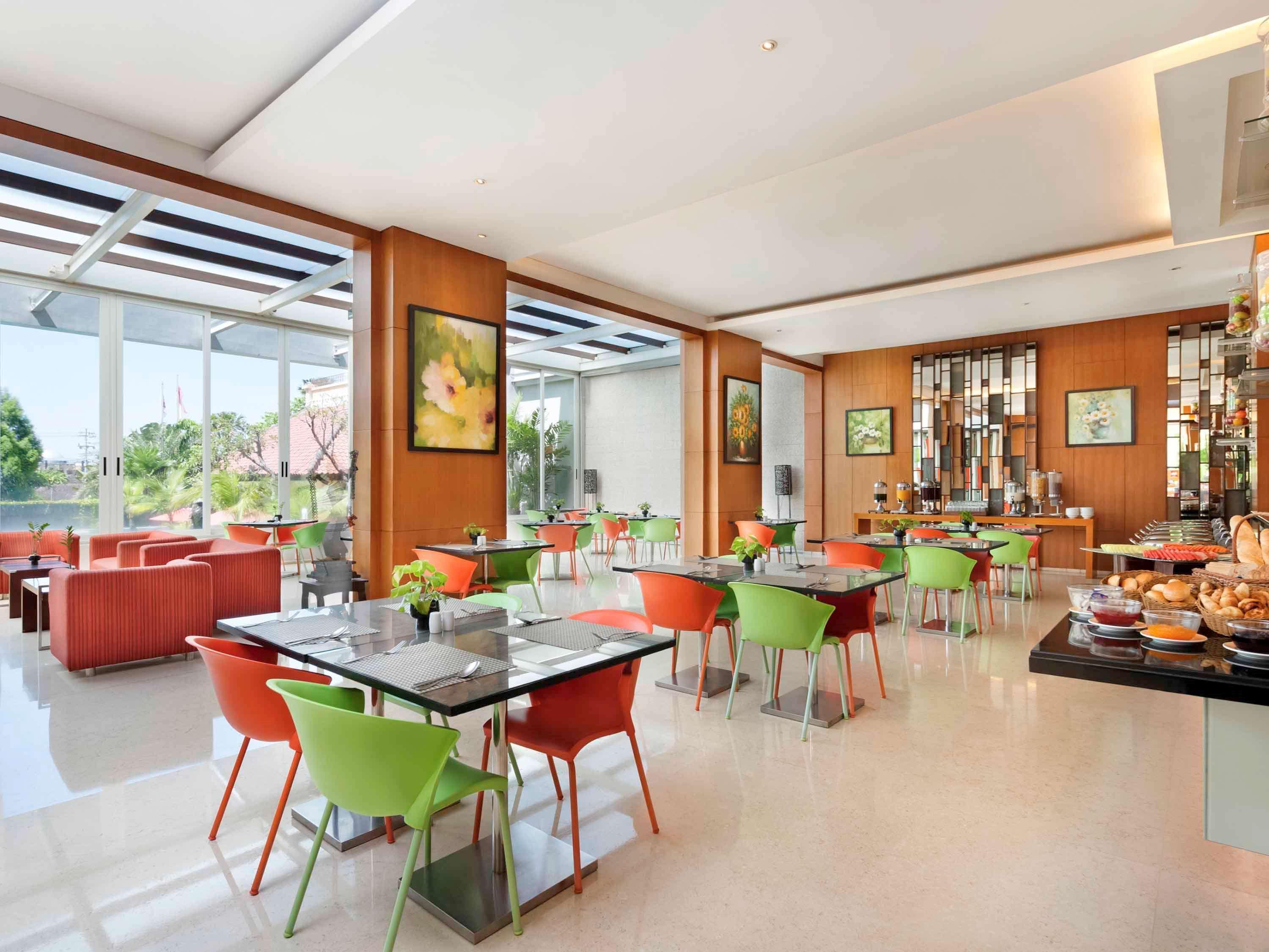 Ibis Styles Solo Hotel Buitenkant foto