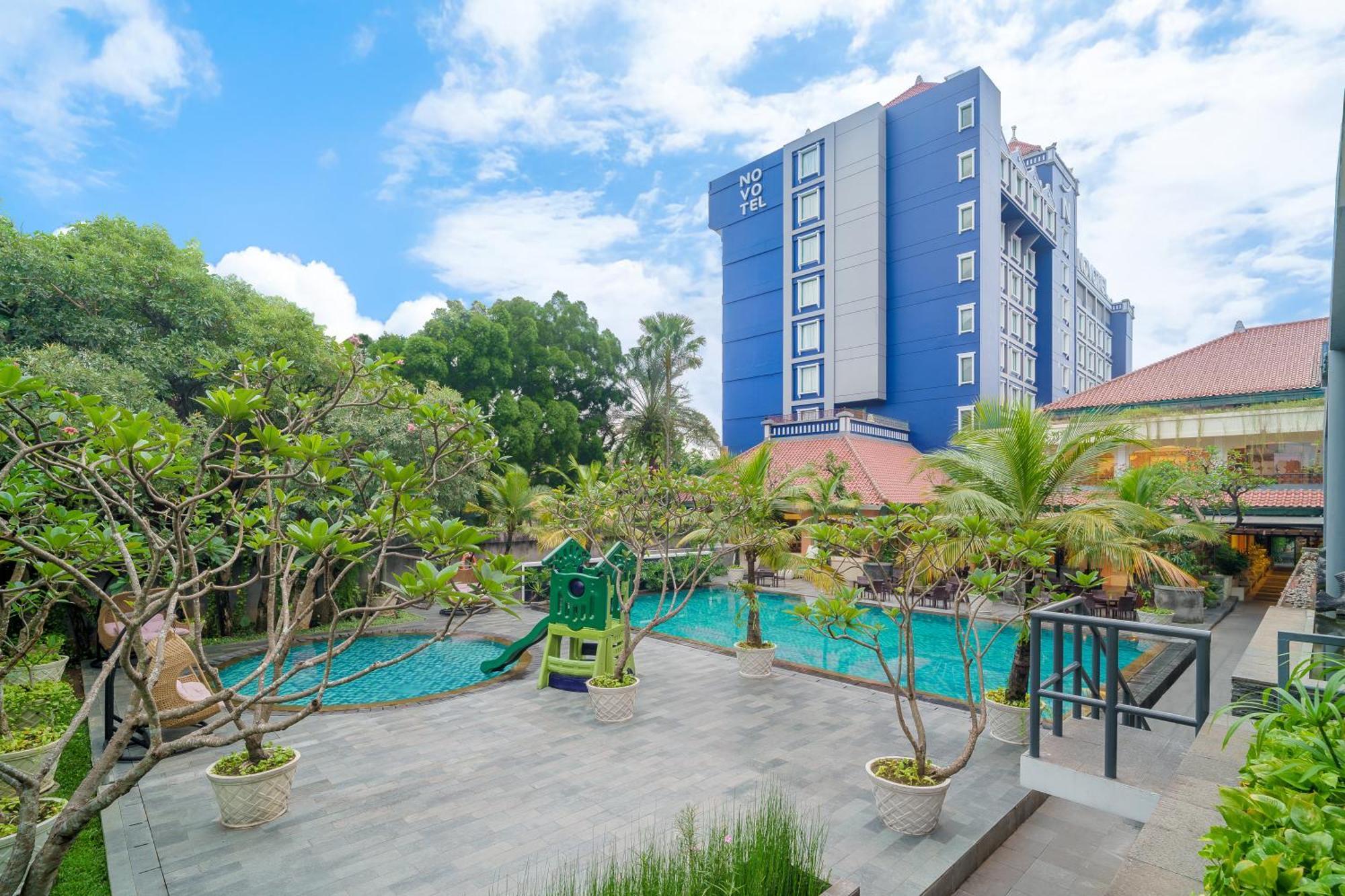 Ibis Styles Solo Hotel Buitenkant foto