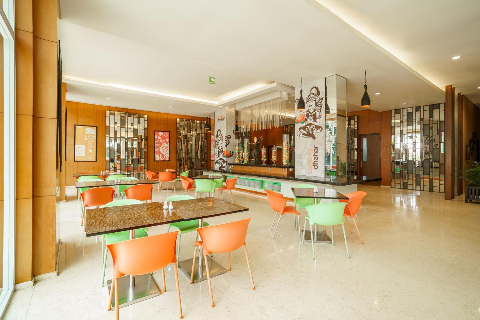 Ibis Styles Solo Hotel Buitenkant foto